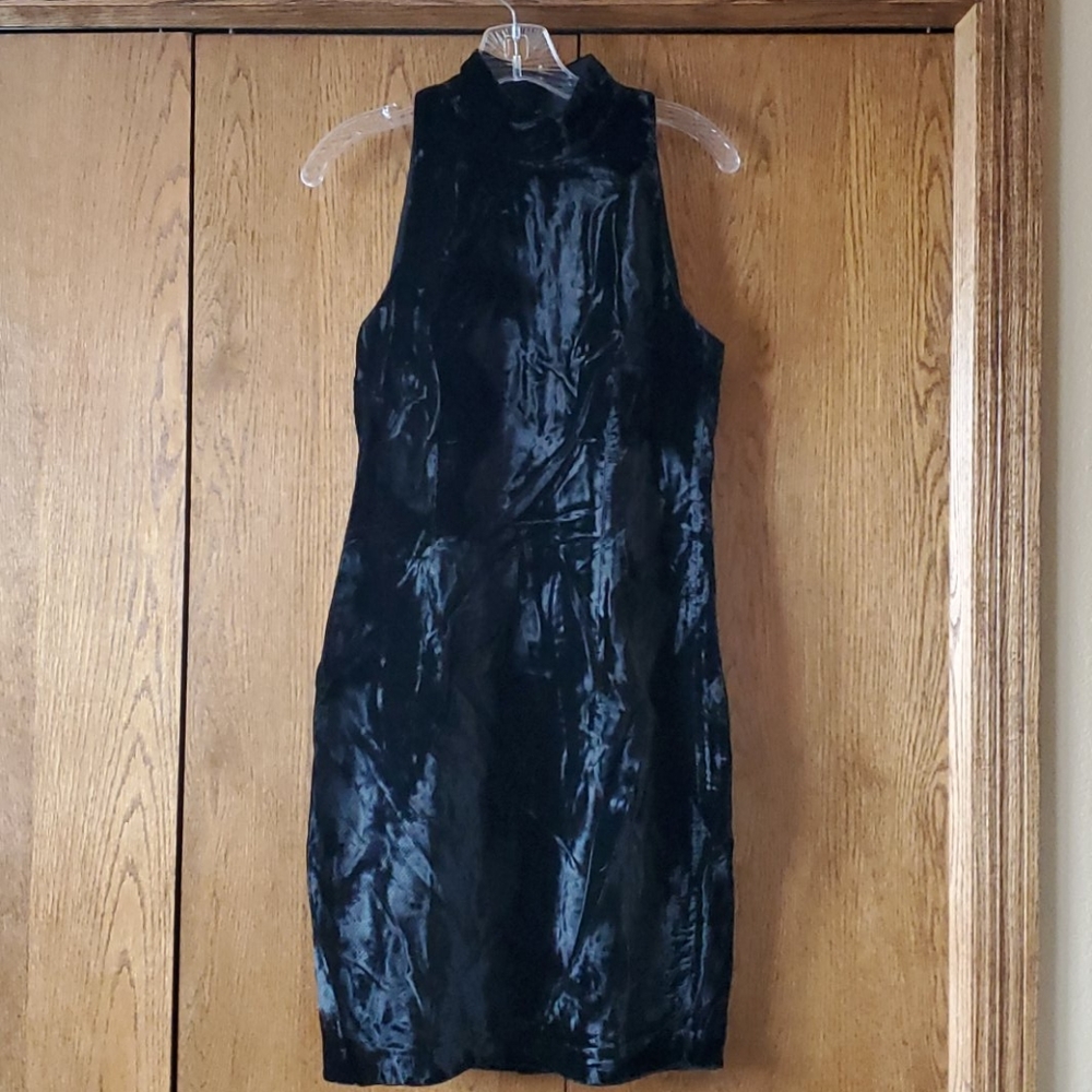 Donna Ricco cocktail dress